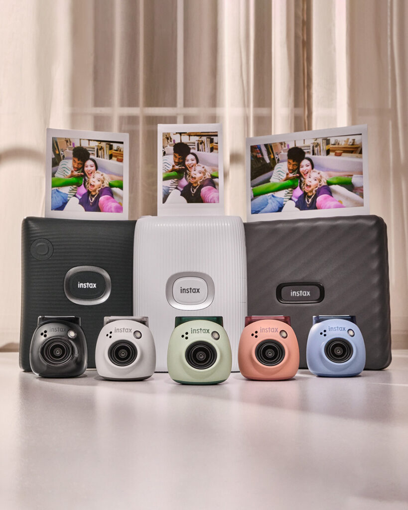 Verschiedene INSTAX Link Printer und INSTAX Pal Kameras